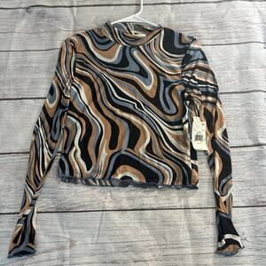 Vanilla star nwt long sleeve top size med